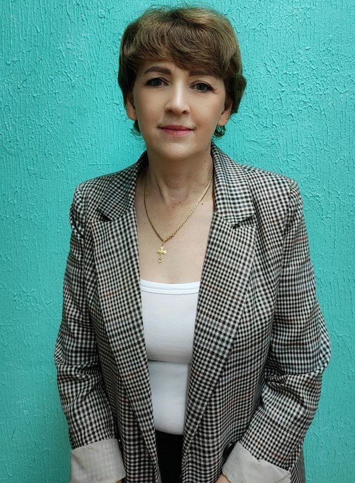 Яншина Людмила Николаевна.